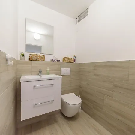 D-delight * זאדאר